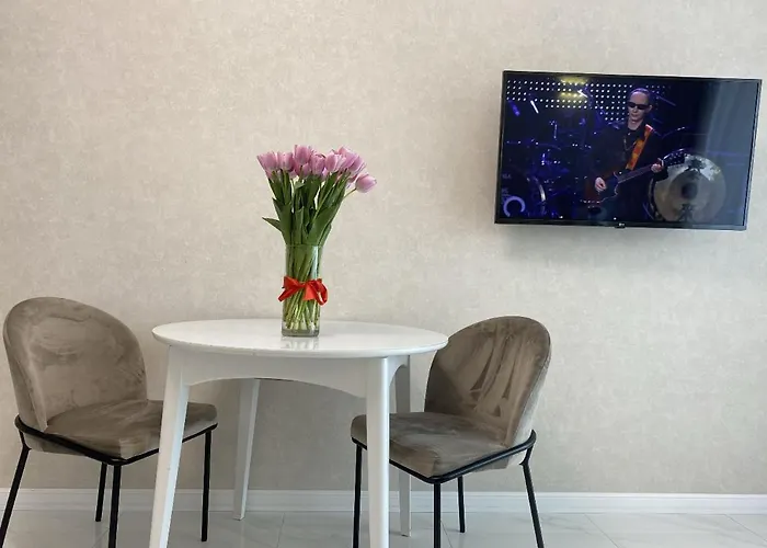 в аркадии с террасой и видом на море